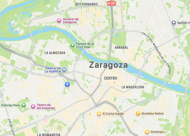 Edificio elegante en Zaragoza con fachada moderna